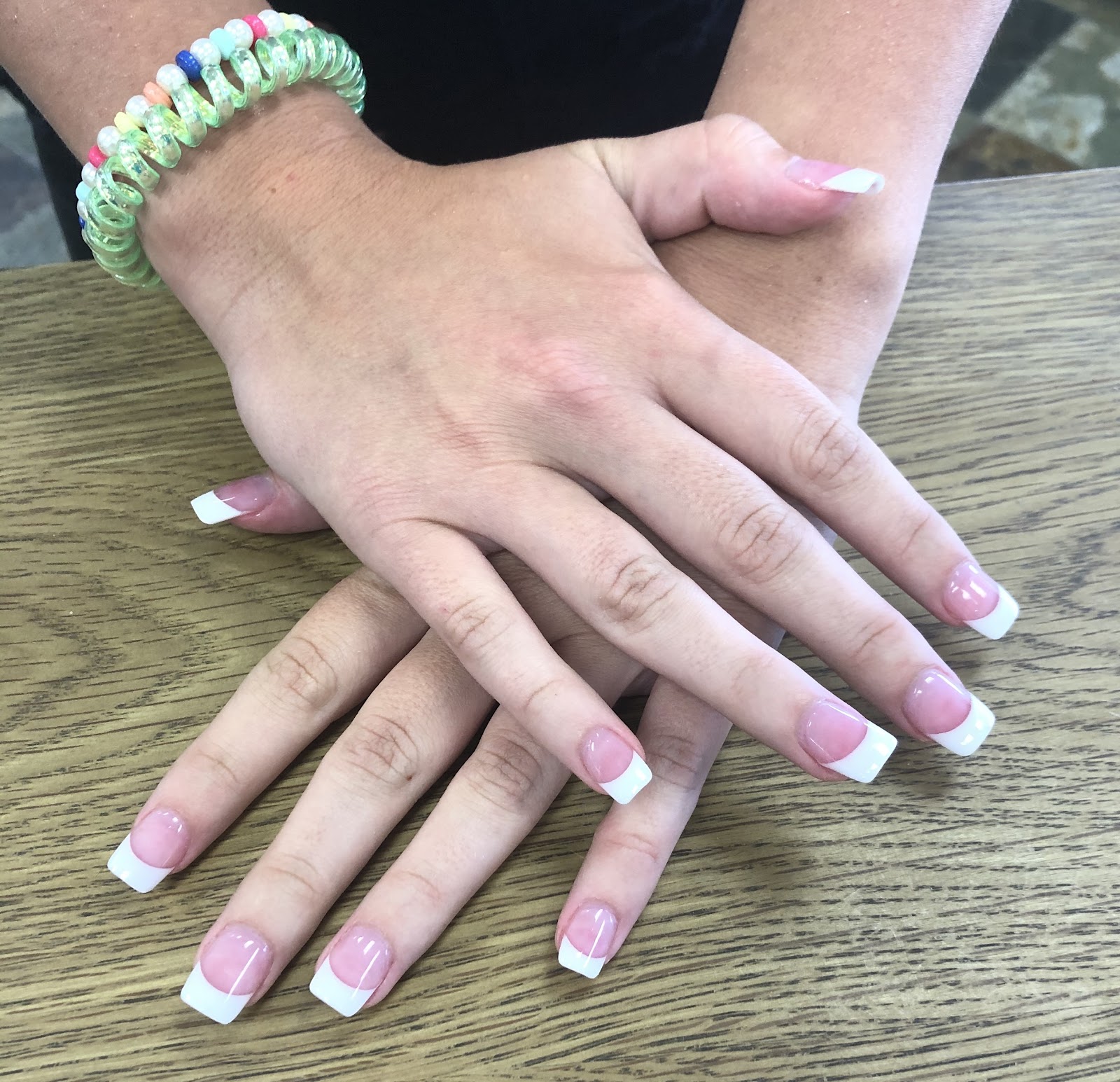M Salon Hair & Nail nail photo 1