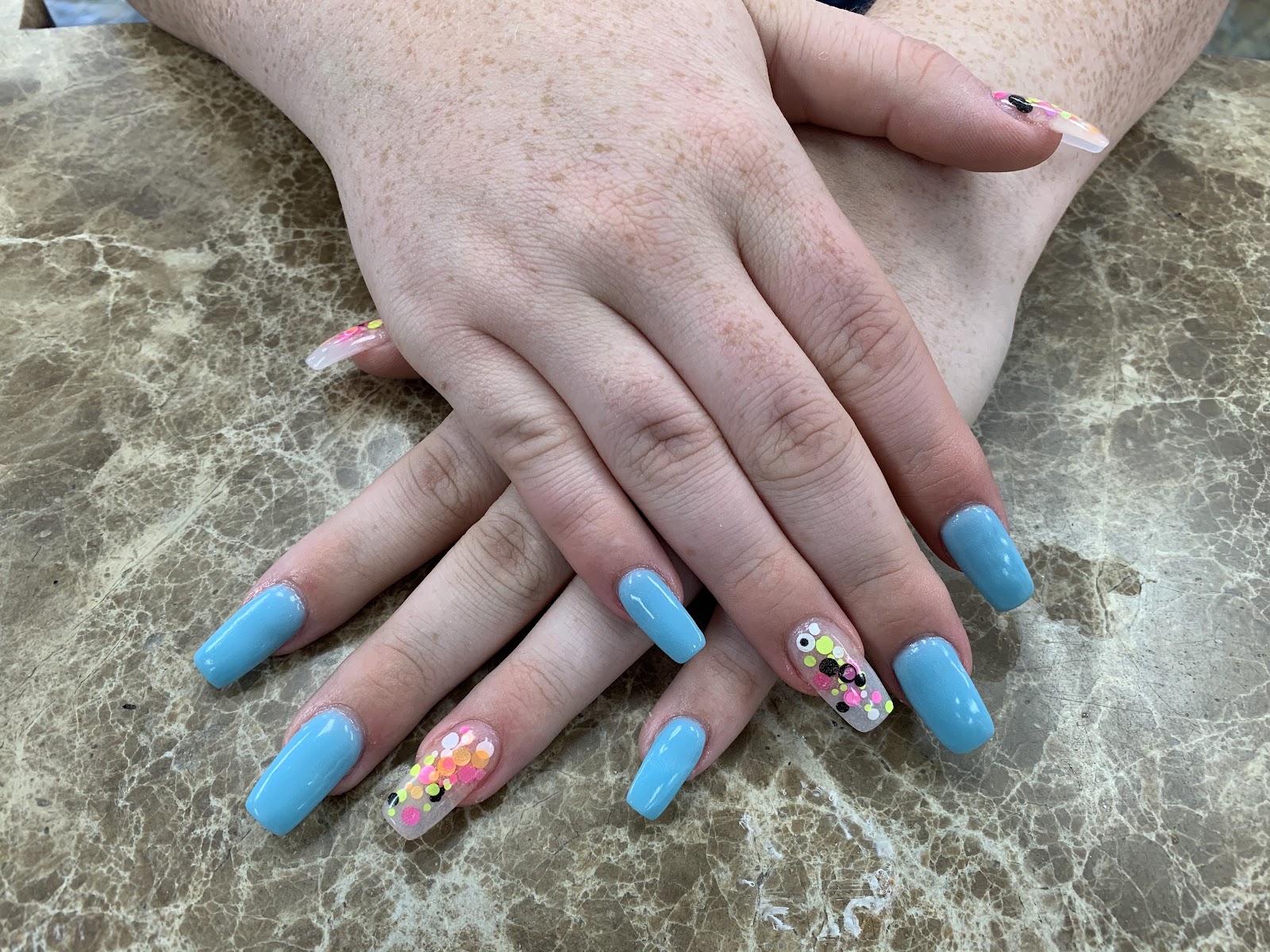 M Salon Hair & Nail nail photo 8